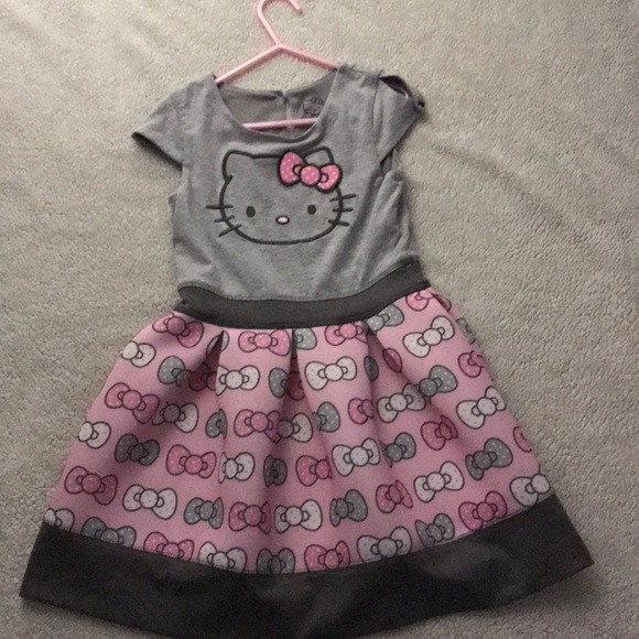 Hello Kitty Other - Grey and Pink Hello Kitty Dress size 6